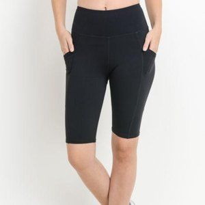 Black Short Leggings